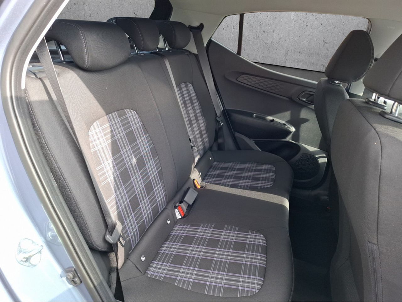 https://csb-strapi-files.fsn1.your-objectstorage.com/inventory-cars/images/bd0f49d1033b79775a17f32187a003c25be5fb4d/18_1280_6735.jpg