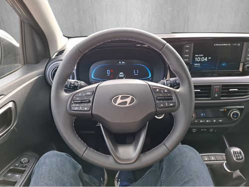 https://csb-strapi-files.fsn1.your-objectstorage.com/inventory-cars/images/bd0f49d1033b79775a17f32187a003c25be5fb4d/9_500_8690.jpg