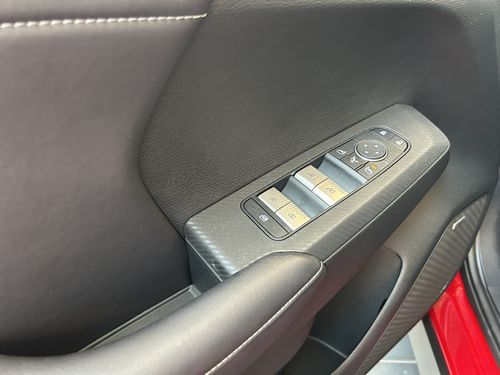 https://csb-strapi-files.fsn1.your-objectstorage.com/inventory-cars/images/be11fe0ba5862037de51fabb4d97b461c498e32c/10_500_9609.jpg