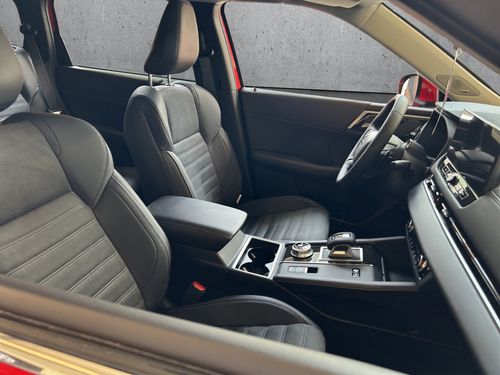 https://csb-strapi-files.fsn1.your-objectstorage.com/inventory-cars/images/be11fe0ba5862037de51fabb4d97b461c498e32c/16_500_5514.jpg