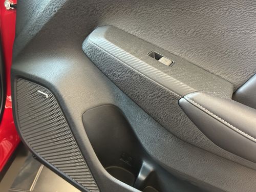 https://csb-strapi-files.fsn1.your-objectstorage.com/inventory-cars/images/be11fe0ba5862037de51fabb4d97b461c498e32c/17_500_9092.jpg