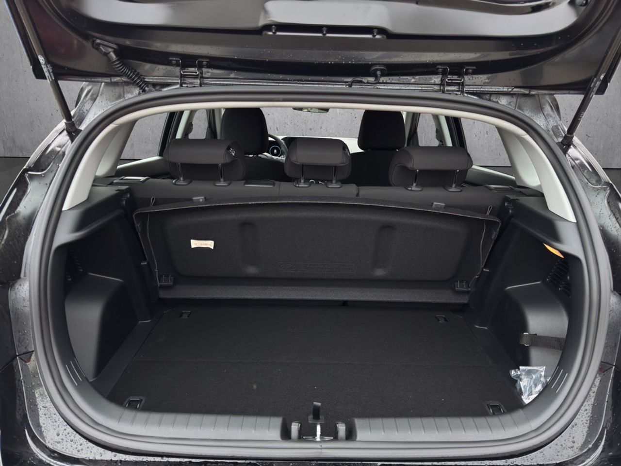 https://csb-strapi-files.fsn1.your-objectstorage.com/inventory-cars/images/be5b3763fe7afe4a6622e383ba07575cb0590756/5_1280_8264.jpg