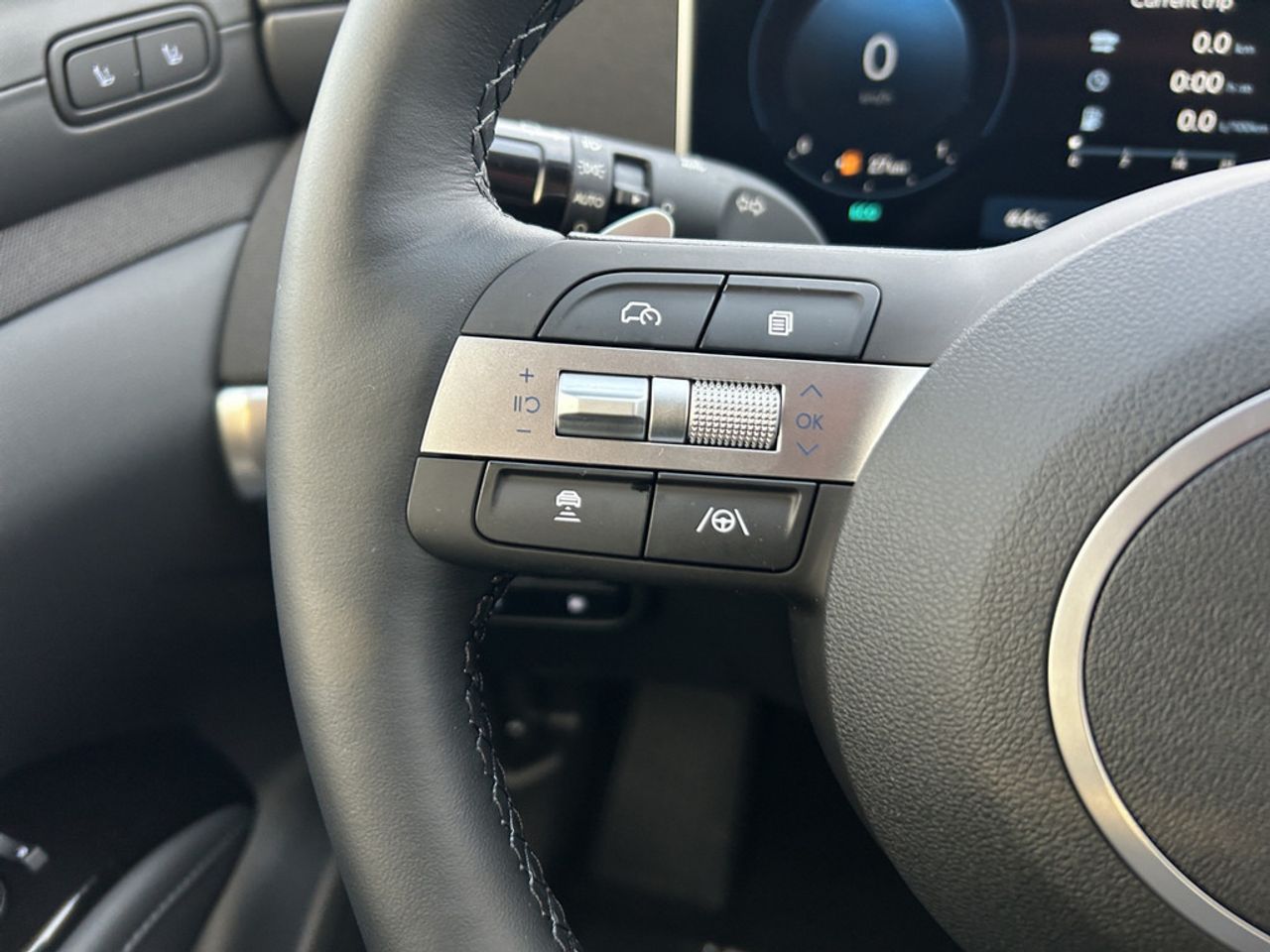 https://csb-strapi-files.fsn1.your-objectstorage.com/inventory-cars/images/be5cb6c462ad4c1416b62571cc4c2c1e5014a452/32_1280_6140.jpg