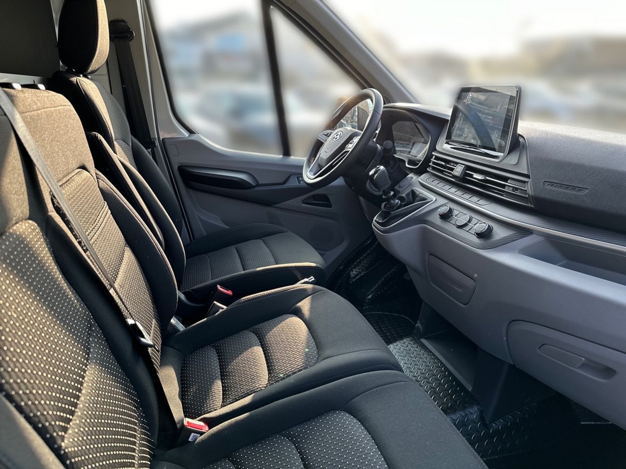 https://csb-strapi-files.fsn1.your-objectstorage.com/inventory-cars/images/bf92eee6db113be99121c7b356f5609fcbcdbc42/13_1280_7048.jpg