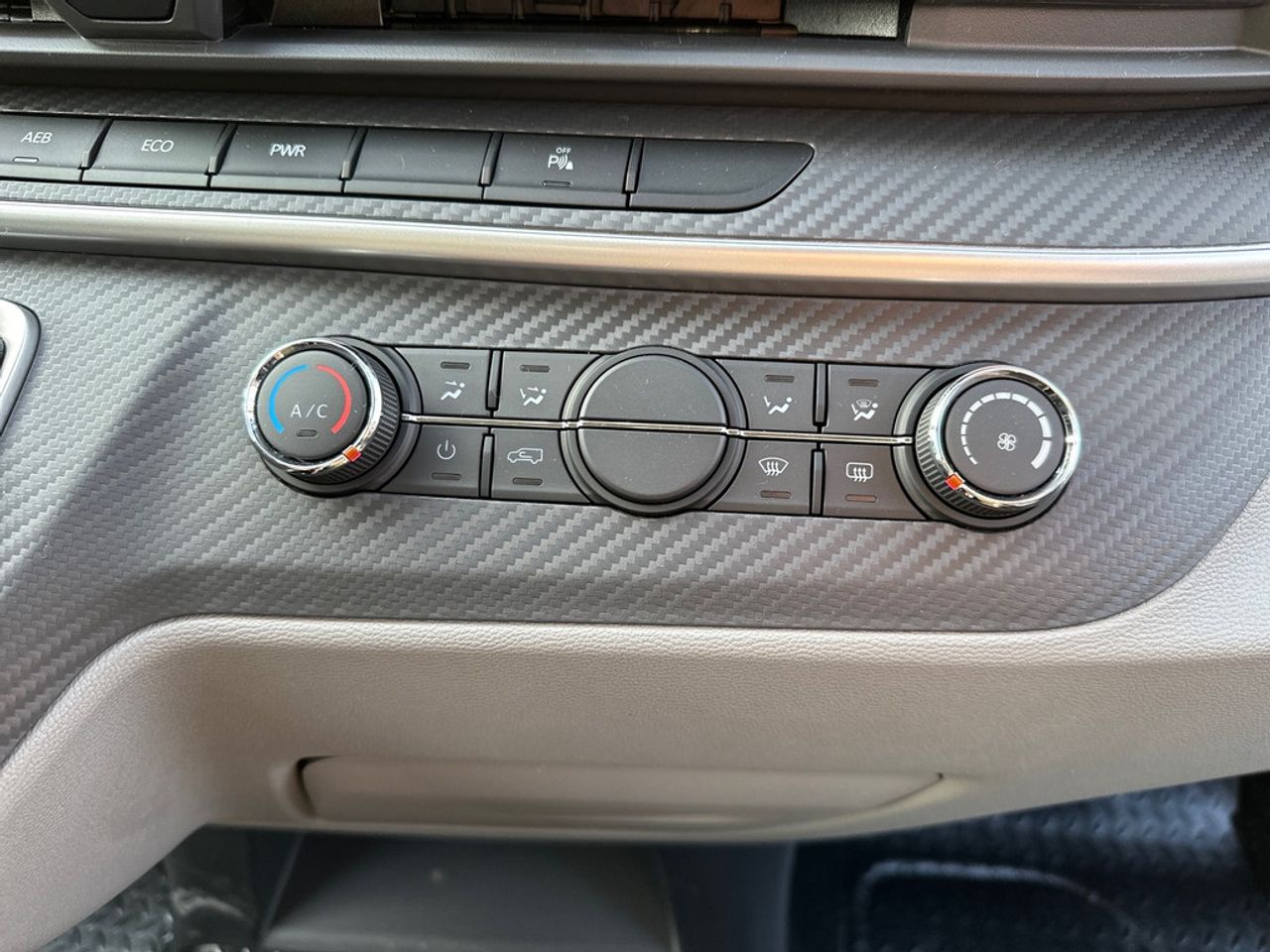 https://csb-strapi-files.fsn1.your-objectstorage.com/inventory-cars/images/bf92eee6db113be99121c7b356f5609fcbcdbc42/14_1280_9121.jpg