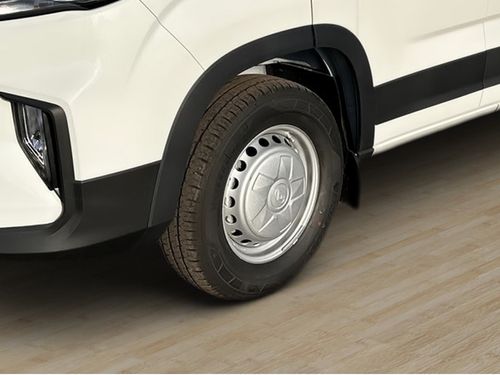 https://csb-strapi-files.fsn1.your-objectstorage.com/inventory-cars/images/bf92eee6db113be99121c7b356f5609fcbcdbc42/5_500_4323.jpg