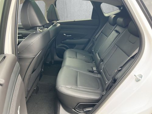 https://csb-strapi-files.fsn1.your-objectstorage.com/inventory-cars/images/c02454cafe197d7372e105384fdfc4a09d4dffe8/13_500_4136.jpg