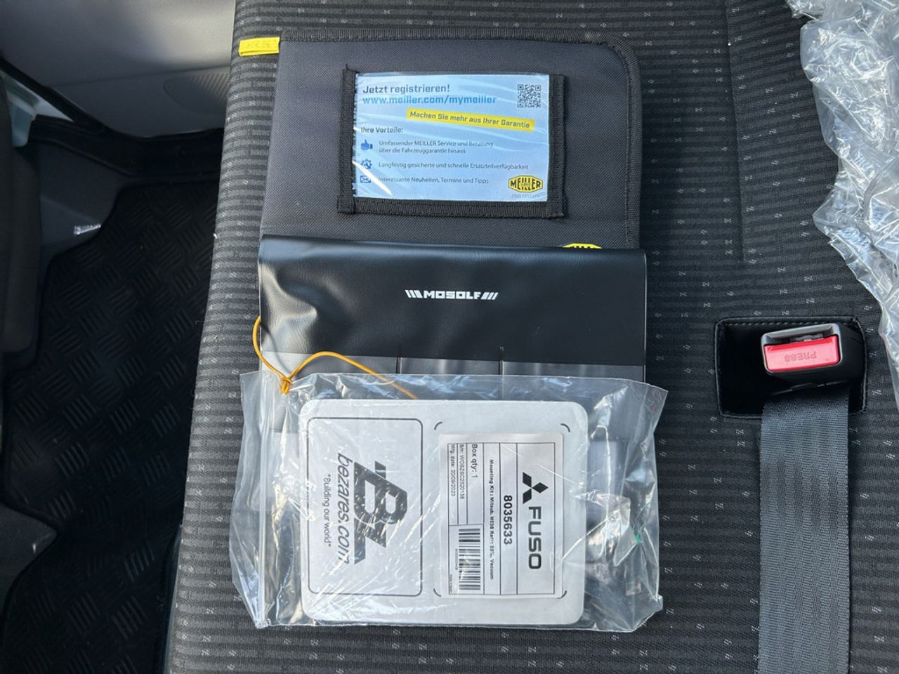 https://csb-strapi-files.fsn1.your-objectstorage.com/inventory-cars/images/c07780beb25ef857fd323bc8952de90f0d372e38/17_1280_9875.jpg