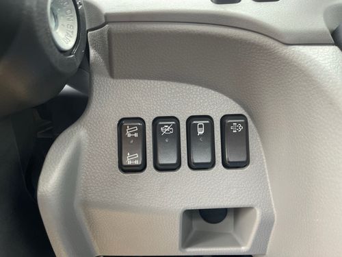 https://csb-strapi-files.fsn1.your-objectstorage.com/inventory-cars/images/c07780beb25ef857fd323bc8952de90f0d372e38/7_500_8946.jpg