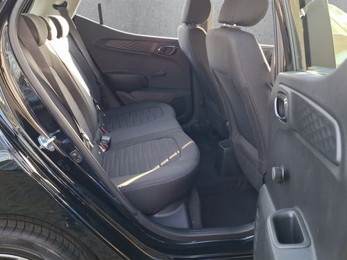 https://csb-strapi-files.fsn1.your-objectstorage.com/inventory-cars/images/c1c19f2030a0750539a4c9576322d56f4a38b281/18_500_6798.jpg