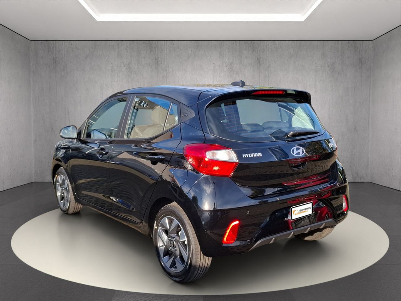 https://csb-strapi-files.fsn1.your-objectstorage.com/inventory-cars/images/c1c19f2030a0750539a4c9576322d56f4a38b281/4_1280_7847.jpg