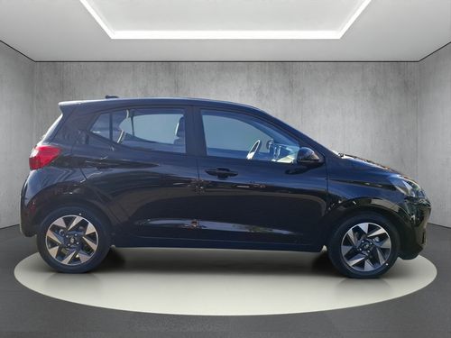 https://csb-strapi-files.fsn1.your-objectstorage.com/inventory-cars/images/c1c19f2030a0750539a4c9576322d56f4a38b281/7_500_1007.jpg