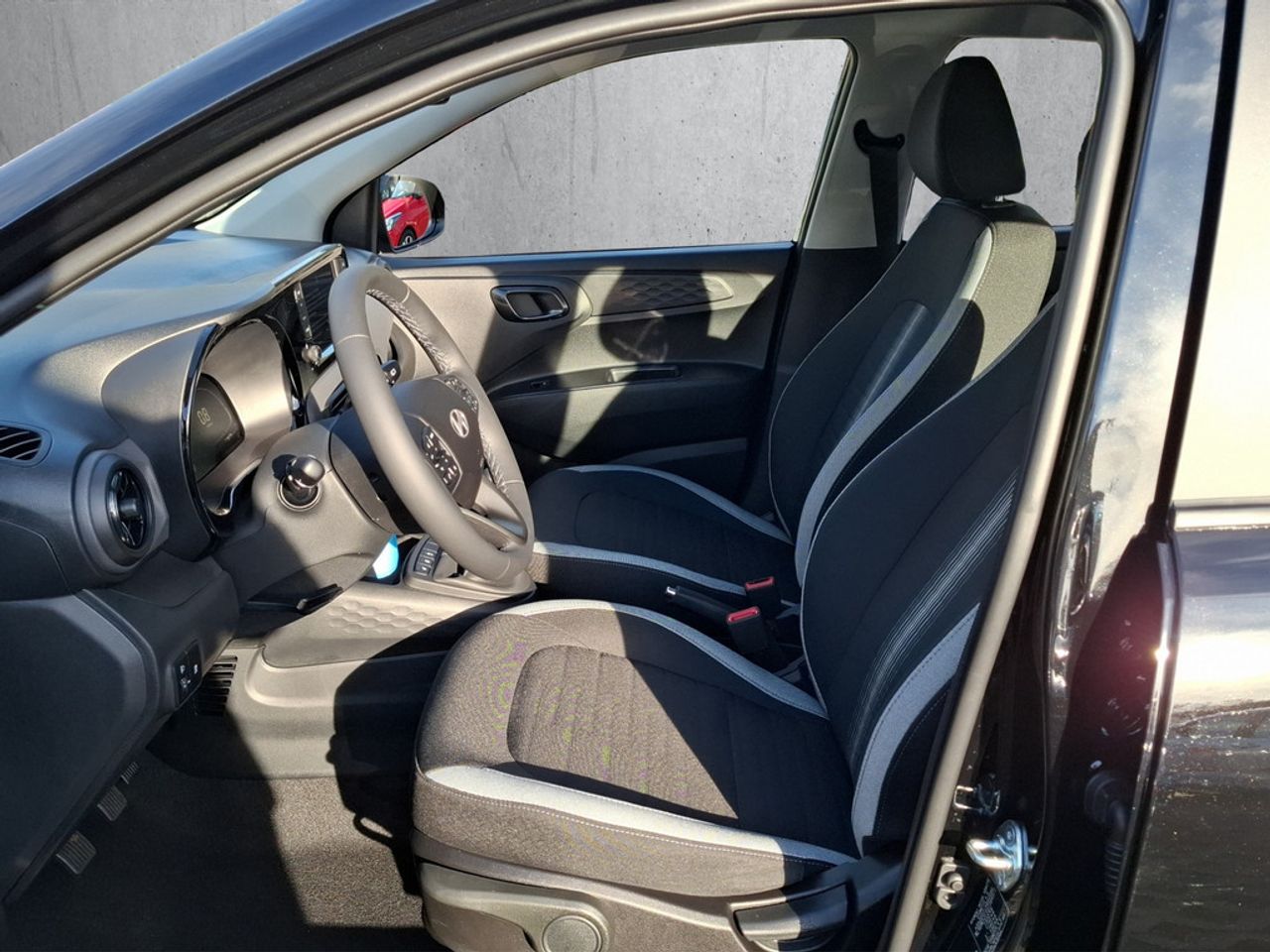 https://csb-strapi-files.fsn1.your-objectstorage.com/inventory-cars/images/c1c19f2030a0750539a4c9576322d56f4a38b281/9_1280_9538.jpg
