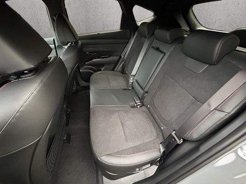 https://csb-strapi-files.fsn1.your-objectstorage.com/inventory-cars/images/c2540c2254bf4a64710a79c6784a24d16ce2607f/13_500_6024.jpg