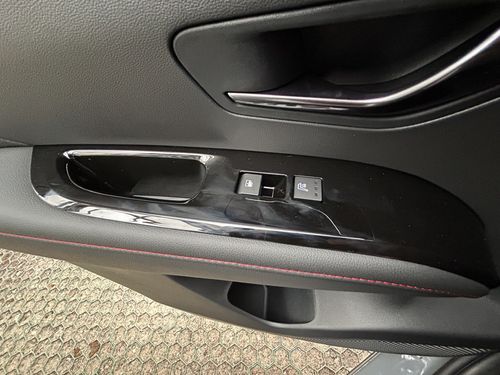 https://csb-strapi-files.fsn1.your-objectstorage.com/inventory-cars/images/c2540c2254bf4a64710a79c6784a24d16ce2607f/23_500_4879.jpg