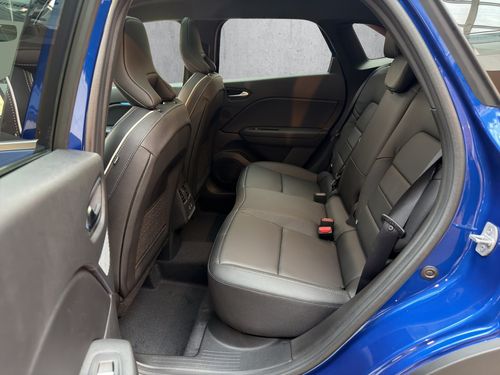 https://csb-strapi-files.fsn1.your-objectstorage.com/inventory-cars/images/c2a7b76d81dd0ae01285d7645dfdd53292de8b22/12_500_7600.jpg