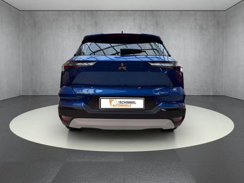 https://csb-strapi-files.fsn1.your-objectstorage.com/inventory-cars/images/c2a7b76d81dd0ae01285d7645dfdd53292de8b22/4_500_2995.jpg