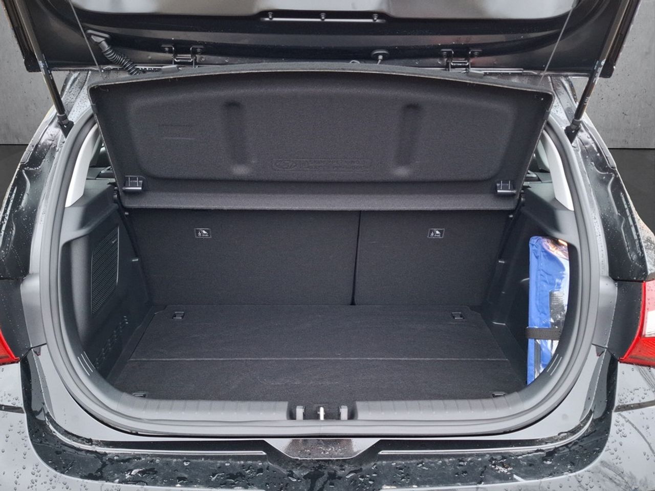 https://csb-strapi-files.fsn1.your-objectstorage.com/inventory-cars/images/c32df7f9635aa5f9b50781ea56df79e4b7c86b74/18_1280_9575.jpg