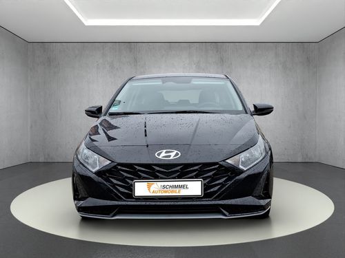 https://csb-strapi-files.fsn1.your-objectstorage.com/inventory-cars/images/c32df7f9635aa5f9b50781ea56df79e4b7c86b74/1_500_1669.jpg