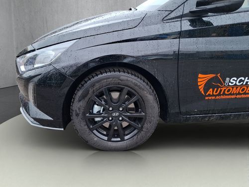 https://csb-strapi-files.fsn1.your-objectstorage.com/inventory-cars/images/c32df7f9635aa5f9b50781ea56df79e4b7c86b74/2_500_9681.jpg
