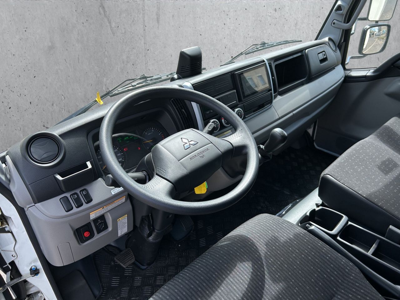 https://csb-strapi-files.fsn1.your-objectstorage.com/inventory-cars/images/c37eb363f6f516ba2d9fa2d120cacbafeb7f21dc/12_1280_7179.jpg