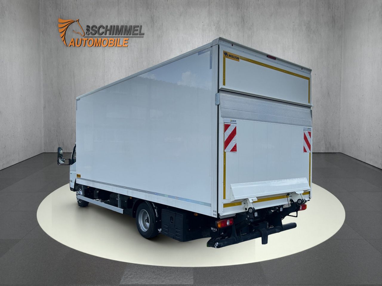https://csb-strapi-files.fsn1.your-objectstorage.com/inventory-cars/images/c37eb363f6f516ba2d9fa2d120cacbafeb7f21dc/3_1280_2647.jpg