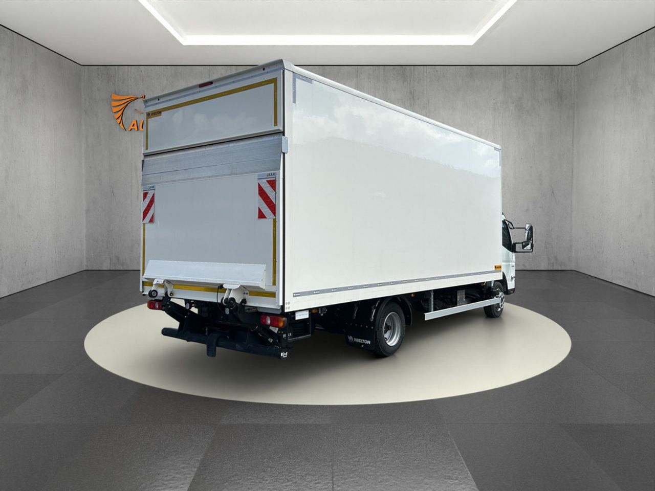 https://csb-strapi-files.fsn1.your-objectstorage.com/inventory-cars/images/c37eb363f6f516ba2d9fa2d120cacbafeb7f21dc/5_1280_8180.jpg