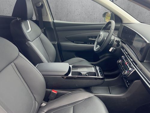 https://csb-strapi-files.fsn1.your-objectstorage.com/inventory-cars/images/c4a7ca31a28313ebe9d1bc877bc91a1de7c3cee5/20_500_6116.jpg