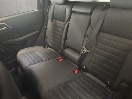 https://csb-strapi-files.fsn1.your-objectstorage.com/inventory-cars/images/c52ddec120b3c7337414584db0abe14913bdd34a/14_500_3859.jpg
