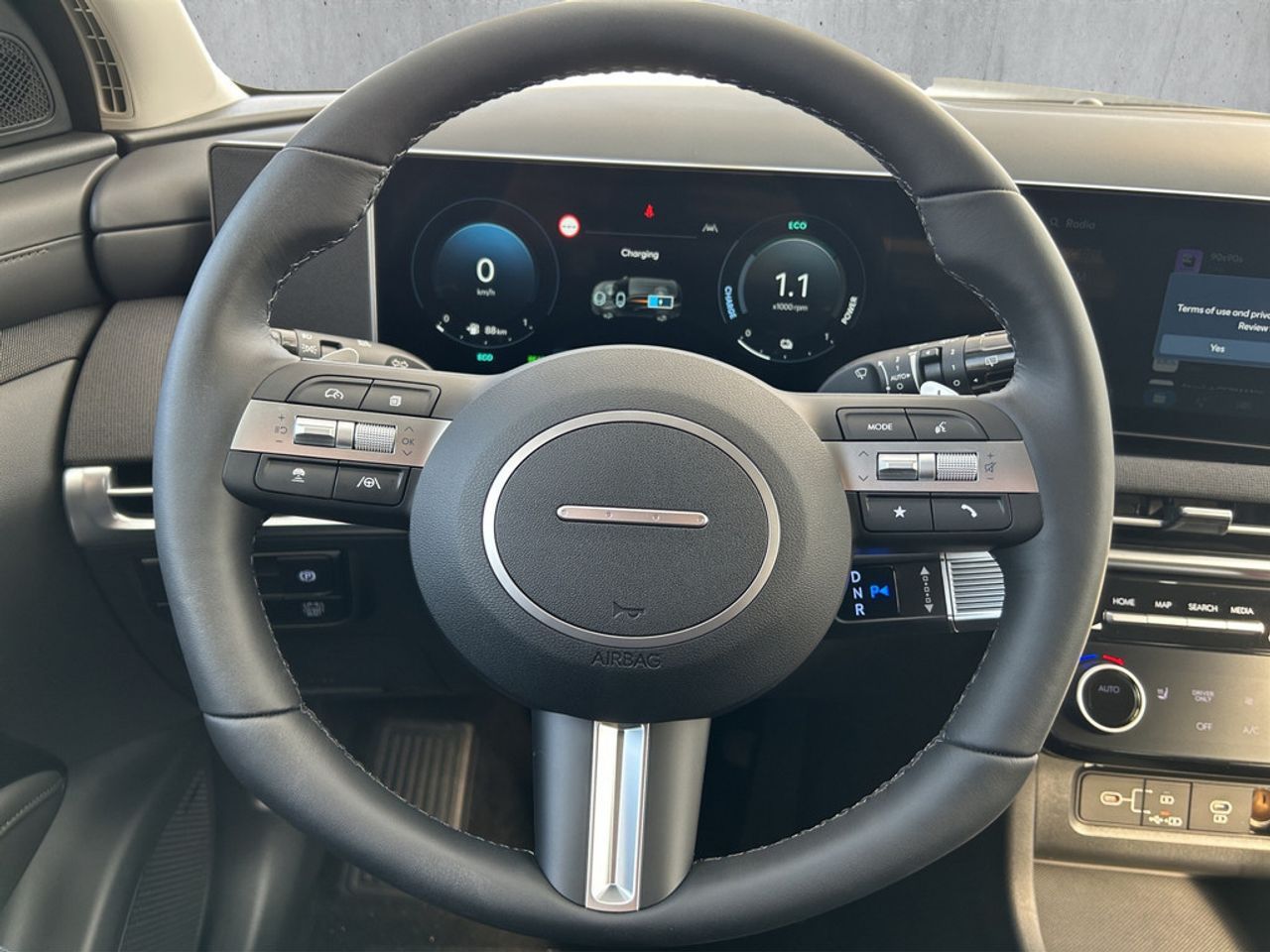 https://csb-strapi-files.fsn1.your-objectstorage.com/inventory-cars/images/c53643fab4eea686e81ada65a32810c01787edf1/10_1280_2141.jpg