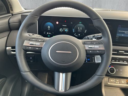 https://csb-strapi-files.fsn1.your-objectstorage.com/inventory-cars/images/c53643fab4eea686e81ada65a32810c01787edf1/10_500_7647.jpg
