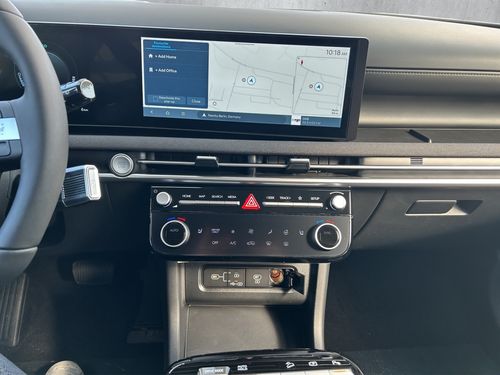 https://csb-strapi-files.fsn1.your-objectstorage.com/inventory-cars/images/c53643fab4eea686e81ada65a32810c01787edf1/12_500_7488.jpg