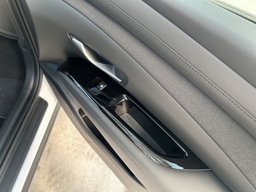 https://csb-strapi-files.fsn1.your-objectstorage.com/inventory-cars/images/c53643fab4eea686e81ada65a32810c01787edf1/21_500_5960.jpg