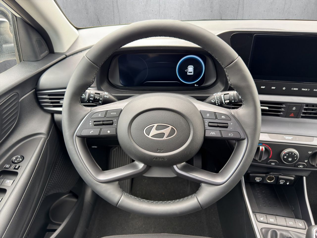 https://csb-strapi-files.fsn1.your-objectstorage.com/inventory-cars/images/c63b161cd9b7be6e611e2ed184599083ac7dd129/18_1280_8341.jpg