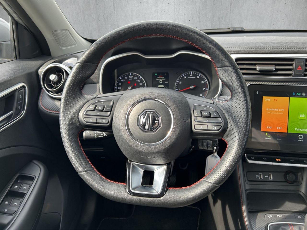 https://csb-strapi-files.fsn1.your-objectstorage.com/inventory-cars/images/c681be480cb873620c516ce5ce6e5dabcbc89e2d/11_1280_4026.jpg