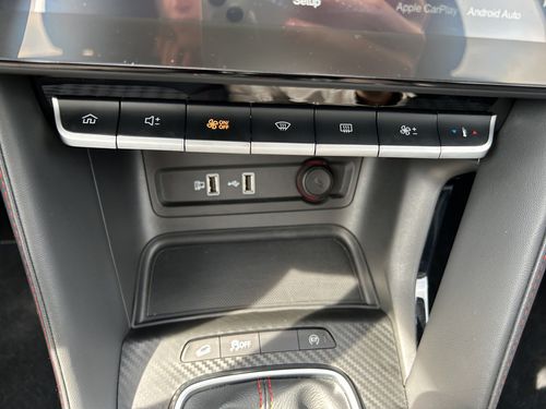 https://csb-strapi-files.fsn1.your-objectstorage.com/inventory-cars/images/c681be480cb873620c516ce5ce6e5dabcbc89e2d/16_500_5944.jpg