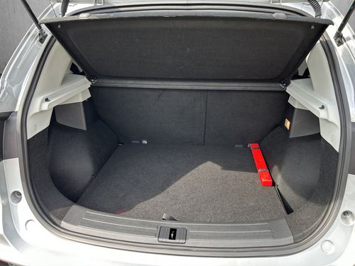 https://csb-strapi-files.fsn1.your-objectstorage.com/inventory-cars/images/c681be480cb873620c516ce5ce6e5dabcbc89e2d/22_500_7824.jpg