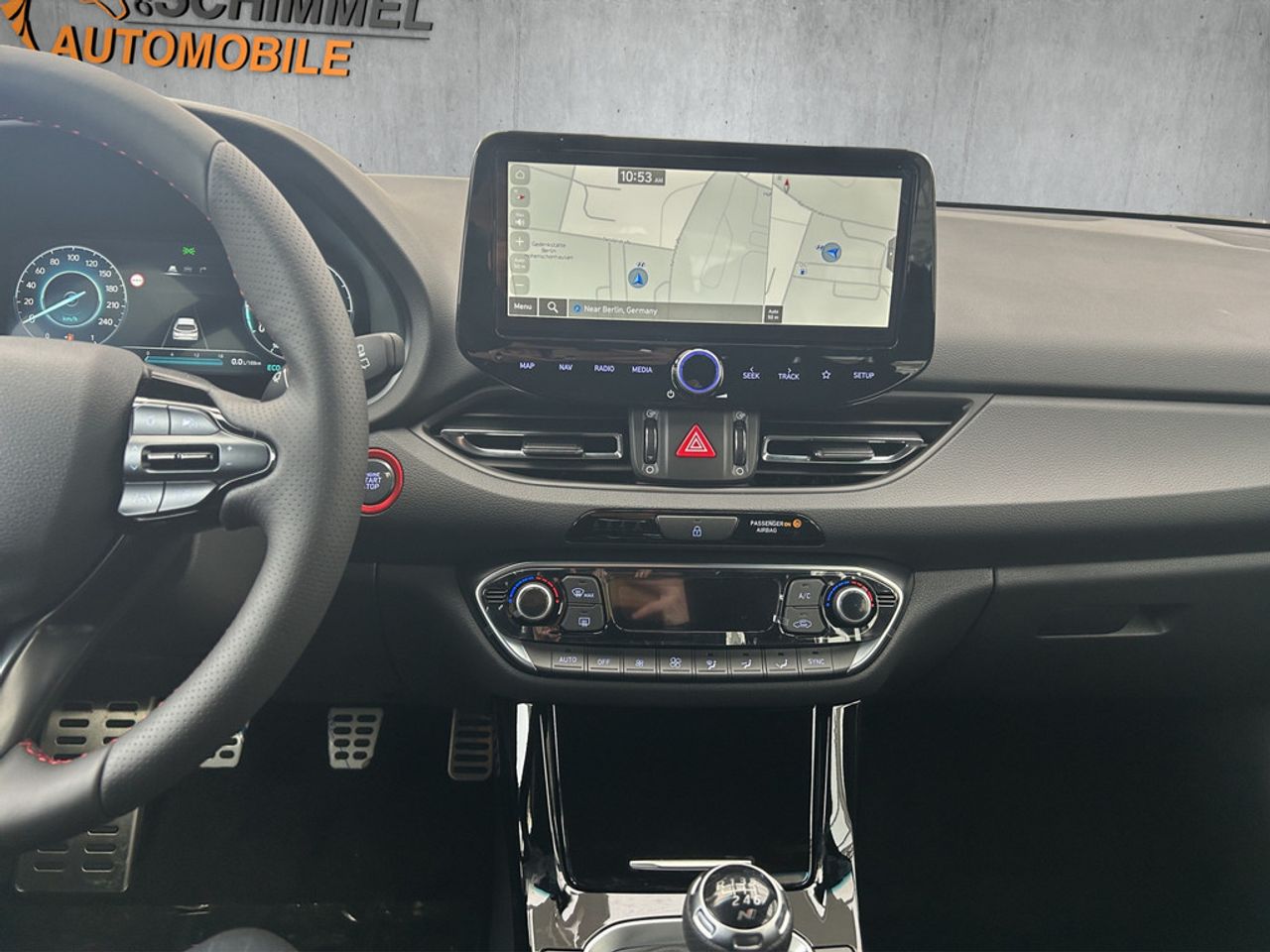 https://csb-strapi-files.fsn1.your-objectstorage.com/inventory-cars/images/c685fc56ae3d0cdb151e5c681f71bdb26ce619dc/12_1280_2337.jpg
