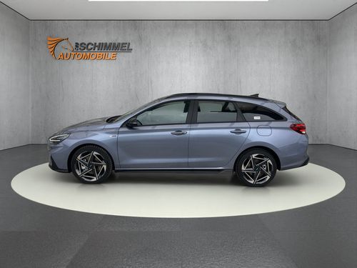 https://csb-strapi-files.fsn1.your-objectstorage.com/inventory-cars/images/c685fc56ae3d0cdb151e5c681f71bdb26ce619dc/3_500_7548.jpg