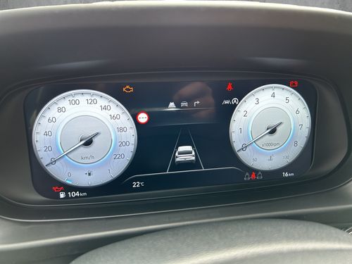 https://csb-strapi-files.fsn1.your-objectstorage.com/inventory-cars/images/c6b0210cf07c85b8a0c46ad60e15344435fad2eb/11_500_8221.jpg