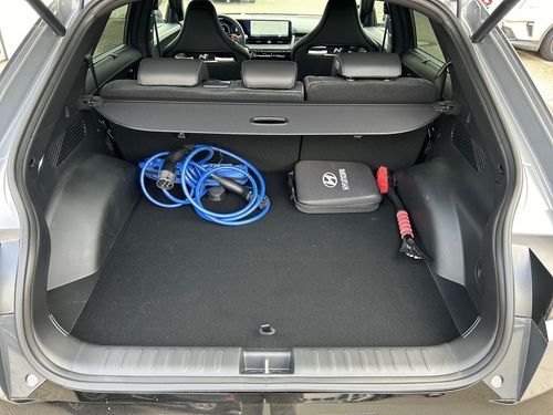 https://csb-strapi-files.fsn1.your-objectstorage.com/inventory-cars/images/c73fda16a7d887dd0009603025196836b012936d/11_500_8360.jpg