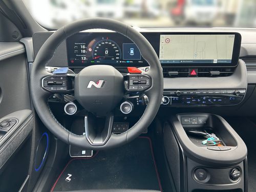https://csb-strapi-files.fsn1.your-objectstorage.com/inventory-cars/images/c73fda16a7d887dd0009603025196836b012936d/9_500_1841.jpg