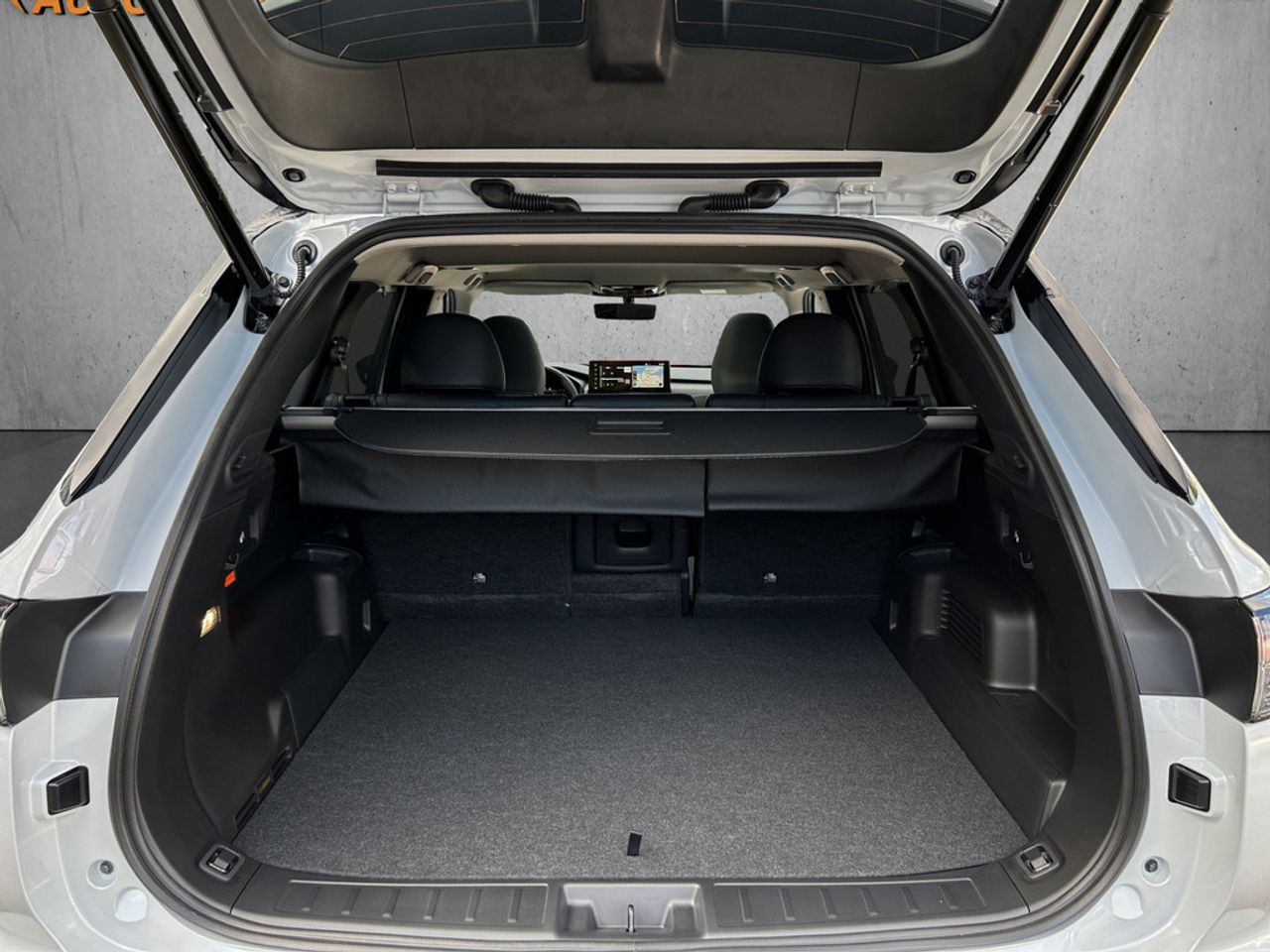 https://csb-strapi-files.fsn1.your-objectstorage.com/inventory-cars/images/c7ce4855fa4840c3d97f46245b21dee01f77f34f/17_1280_1099.jpg