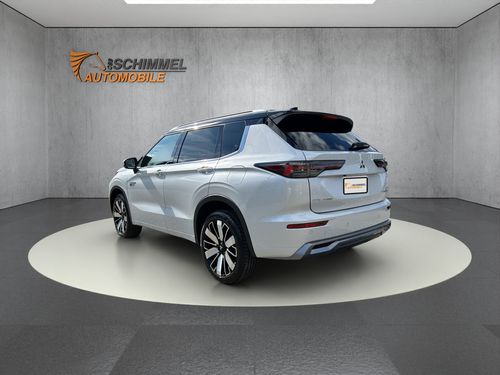 https://csb-strapi-files.fsn1.your-objectstorage.com/inventory-cars/images/c7ce4855fa4840c3d97f46245b21dee01f77f34f/4_500_1383.jpg