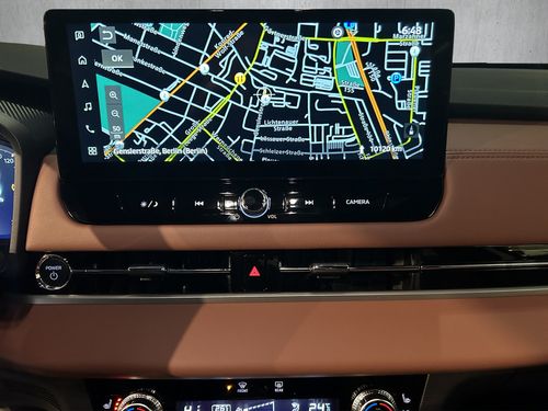 https://csb-strapi-files.fsn1.your-objectstorage.com/inventory-cars/images/c7df47c8075a7ae5d68f3893875768fc6ac3045b/12_500_4617.jpg