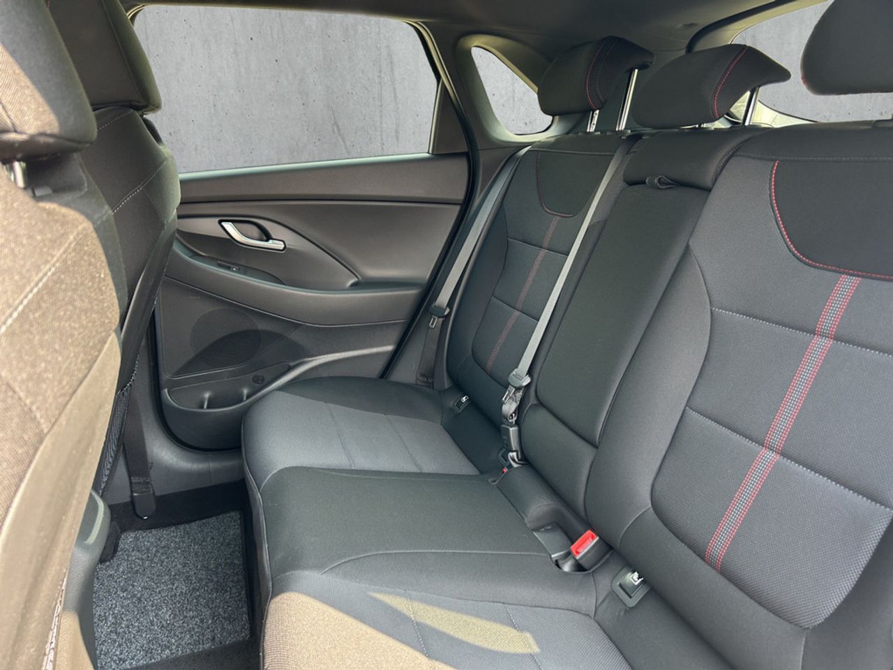 https://csb-strapi-files.fsn1.your-objectstorage.com/inventory-cars/images/c7ef78653f05e63c824b31669ed4a90dd3ea64b4/15_1280_9881.jpg