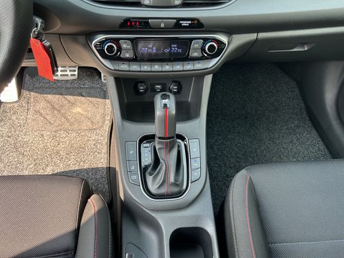 https://csb-strapi-files.fsn1.your-objectstorage.com/inventory-cars/images/c7ef78653f05e63c824b31669ed4a90dd3ea64b4/17_500_7148.jpg
