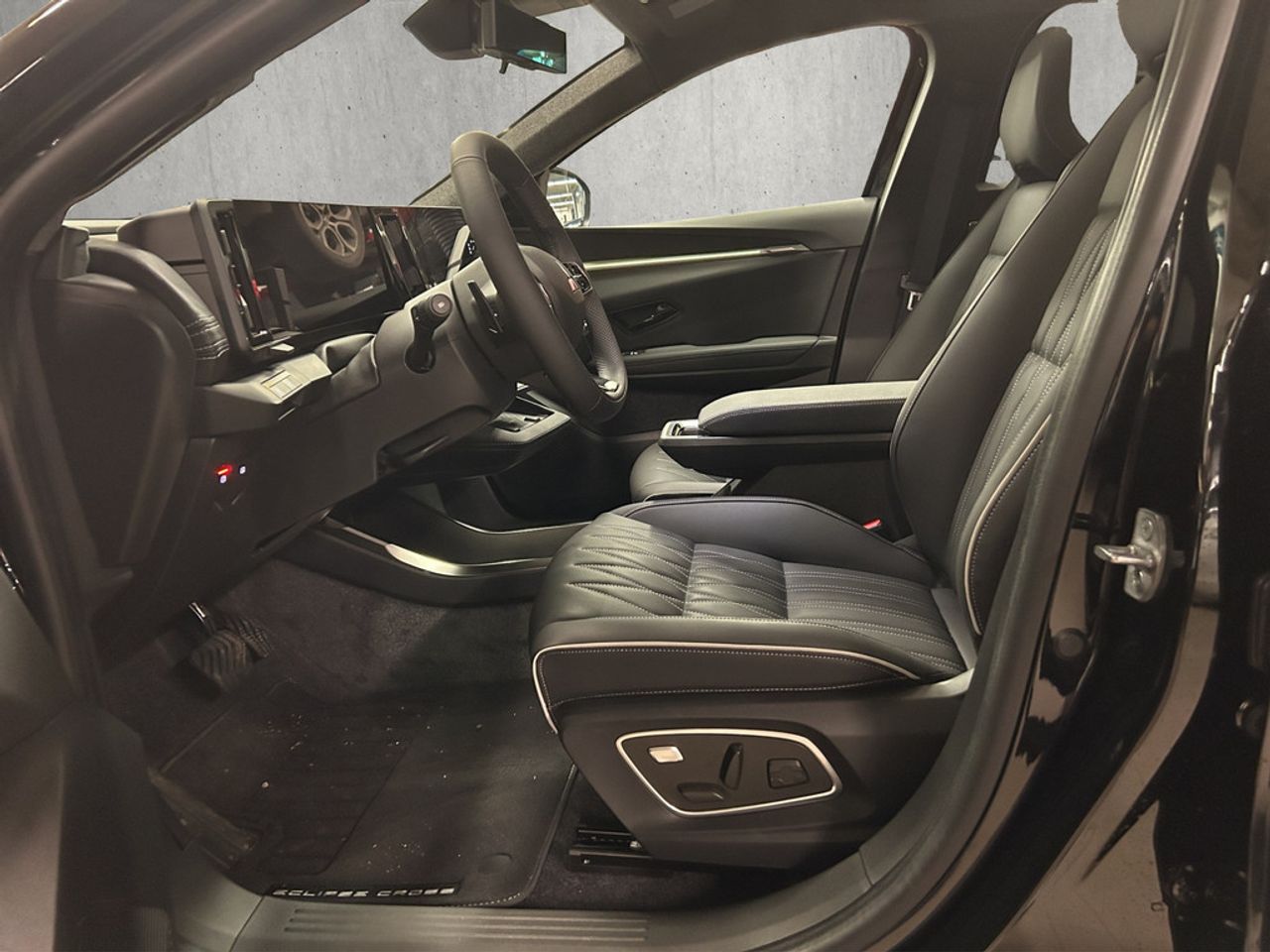 https://csb-strapi-files.fsn1.your-objectstorage.com/inventory-cars/images/c9b3fad43d5ea3339b2cfba282825c2833958dcc/9_1280_3621.jpg
