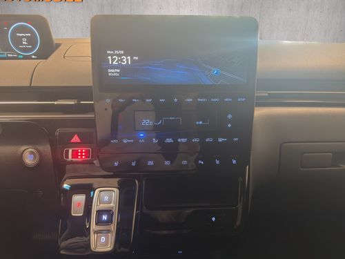 https://csb-strapi-files.fsn1.your-objectstorage.com/inventory-cars/images/ca7440079bc9556a0d9033fbd90d0cf88bd9ea79/12_500_4978.jpg