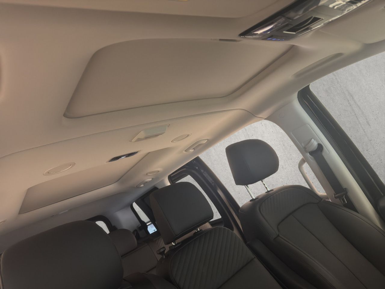 https://csb-strapi-files.fsn1.your-objectstorage.com/inventory-cars/images/ca7440079bc9556a0d9033fbd90d0cf88bd9ea79/22_1280_1083.jpg